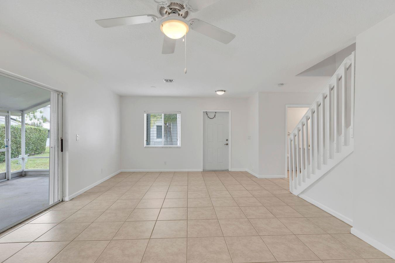 4760 SW 14th Ct