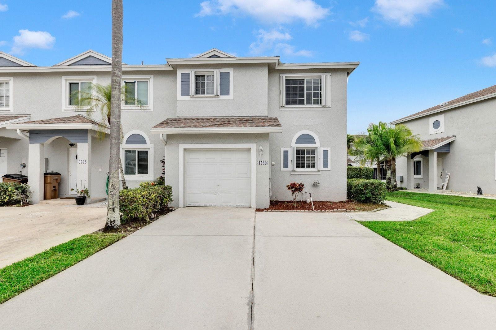 4760 SW 14th Ct