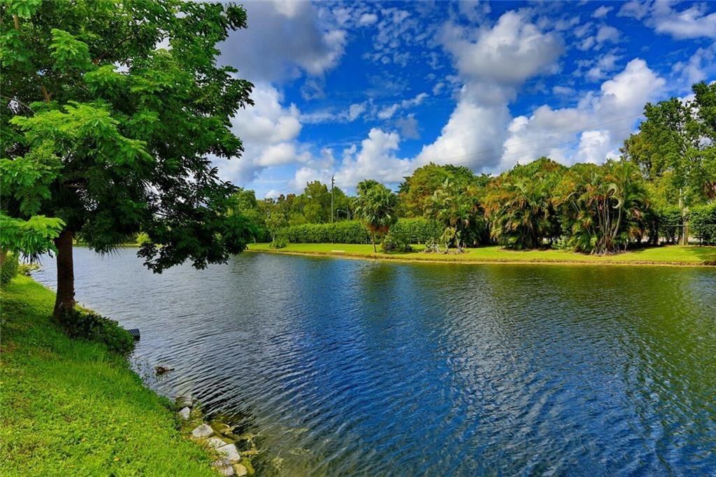 8653 Boca Dr 8653