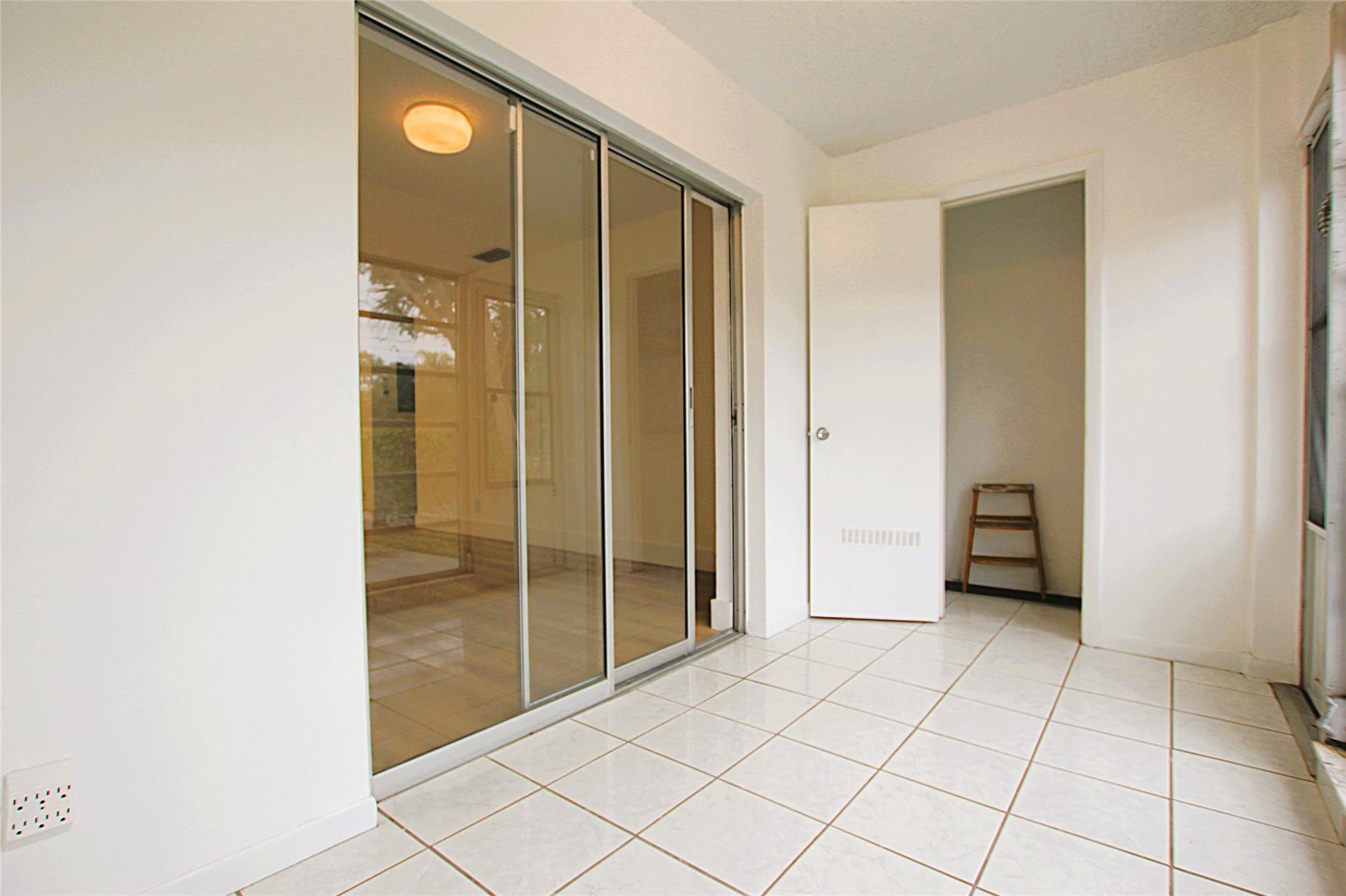 8653 Boca Dr 8653