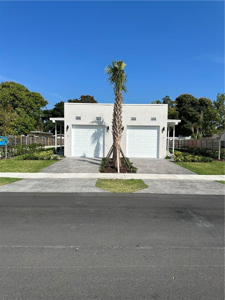 1305 N 58 AVE A