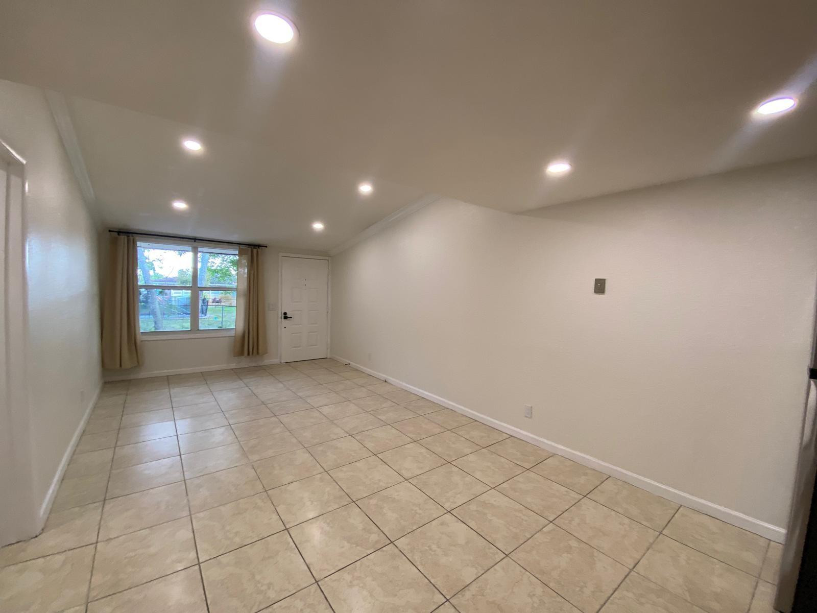 7224 Southgate Blvd