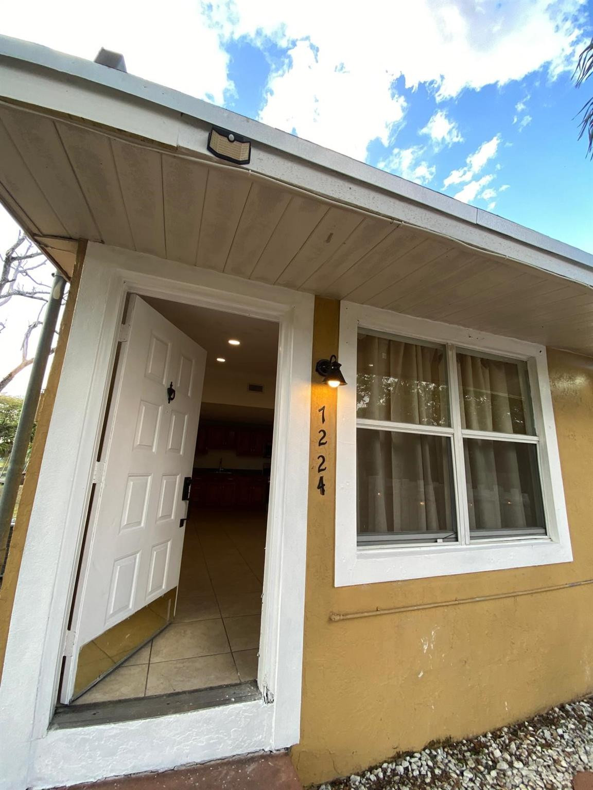 7224 Southgate Blvd