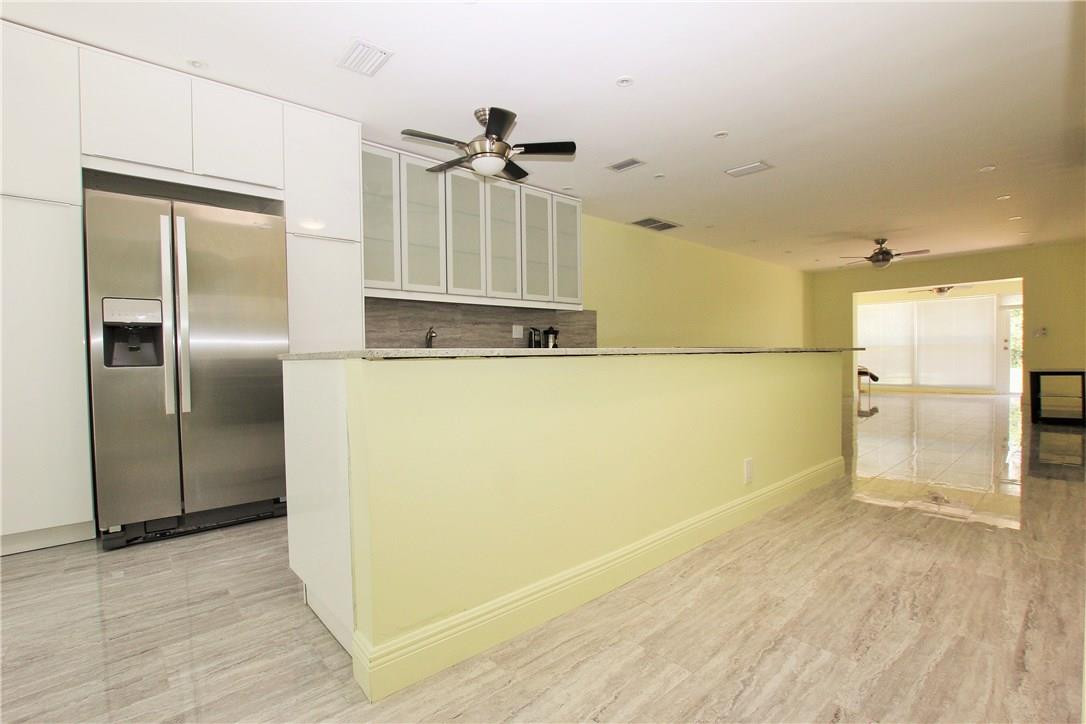 20844 Vinesta Cir 20844