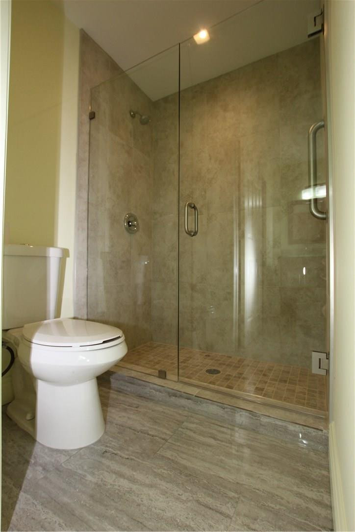 20844 Vinesta Cir 20844