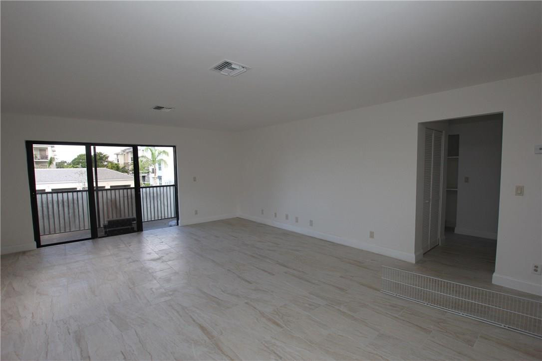 8799 NW 35th St 8799