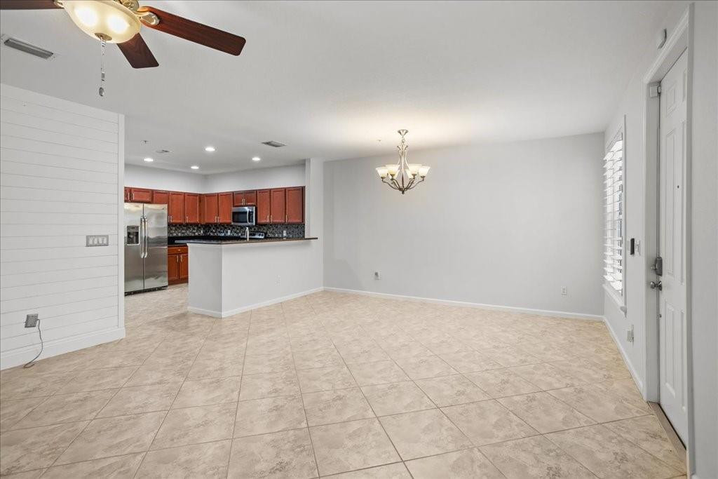 4742 Sierra Ln