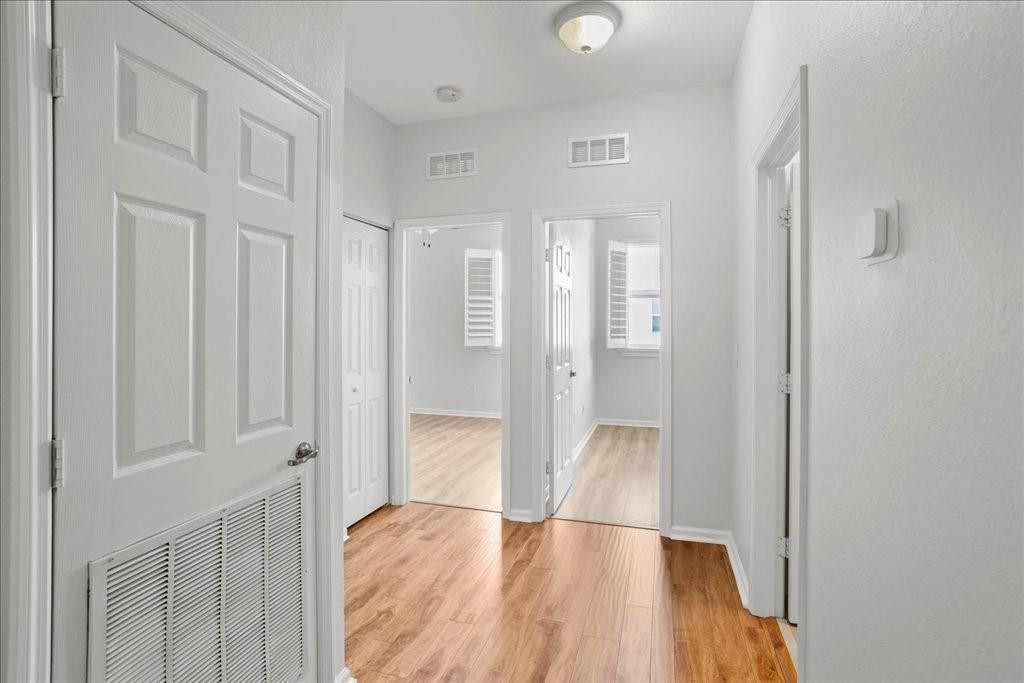 4742 Sierra Ln