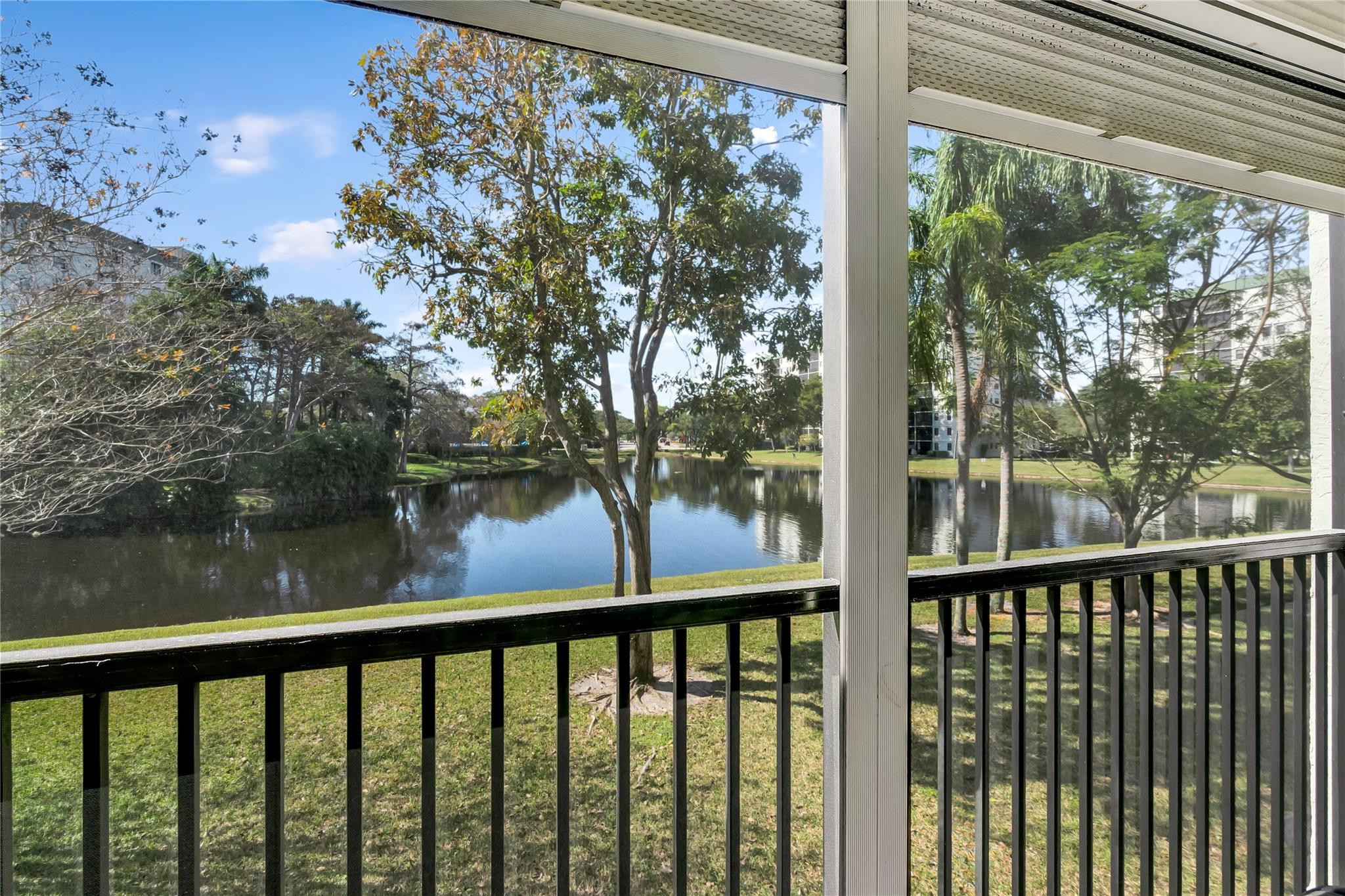 2236 N CYPRESS BEND DRIVE 206