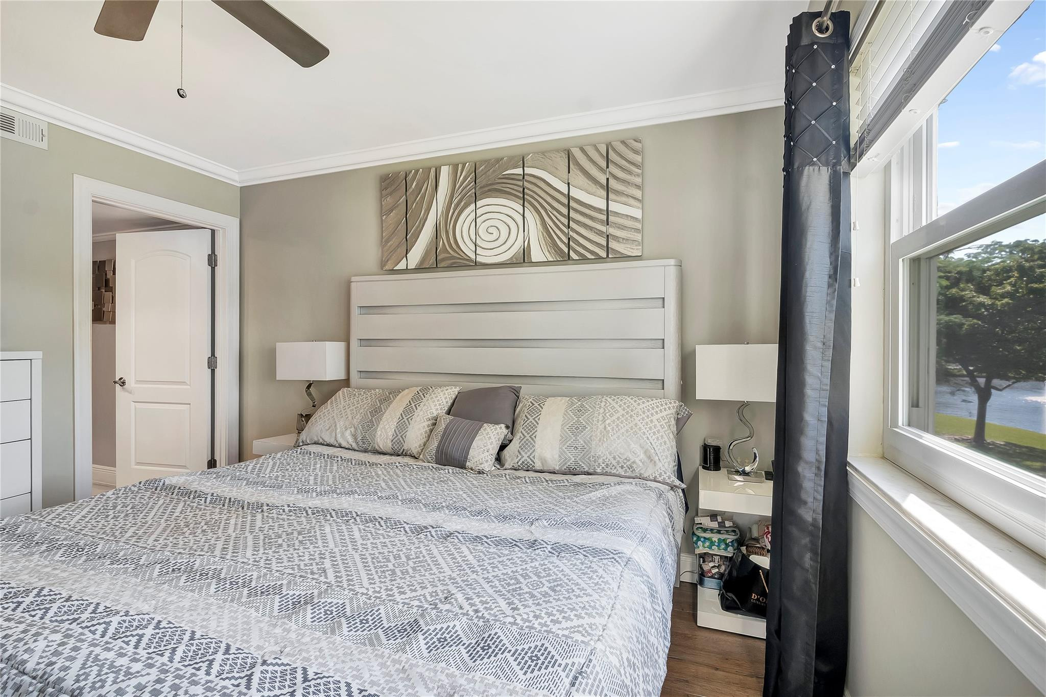 2236 N CYPRESS BEND DRIVE 206