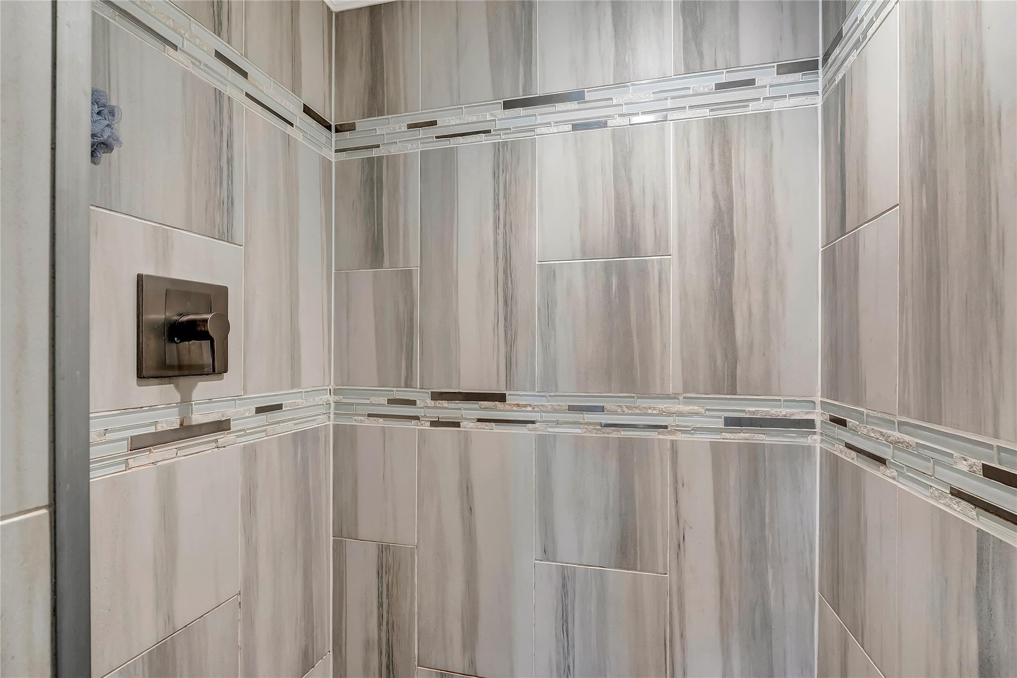 2236 N CYPRESS BEND DRIVE 206