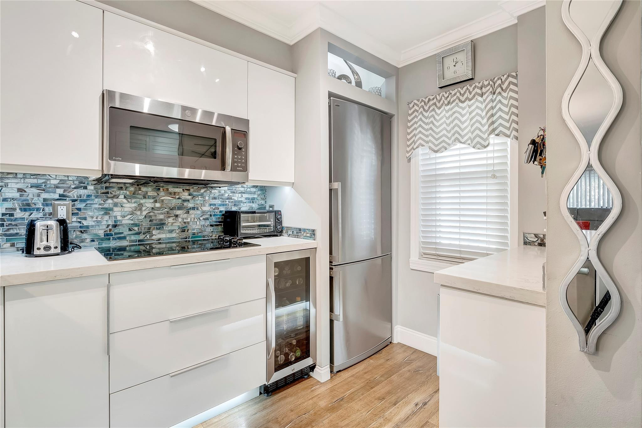 2236 N CYPRESS BEND DRIVE 206