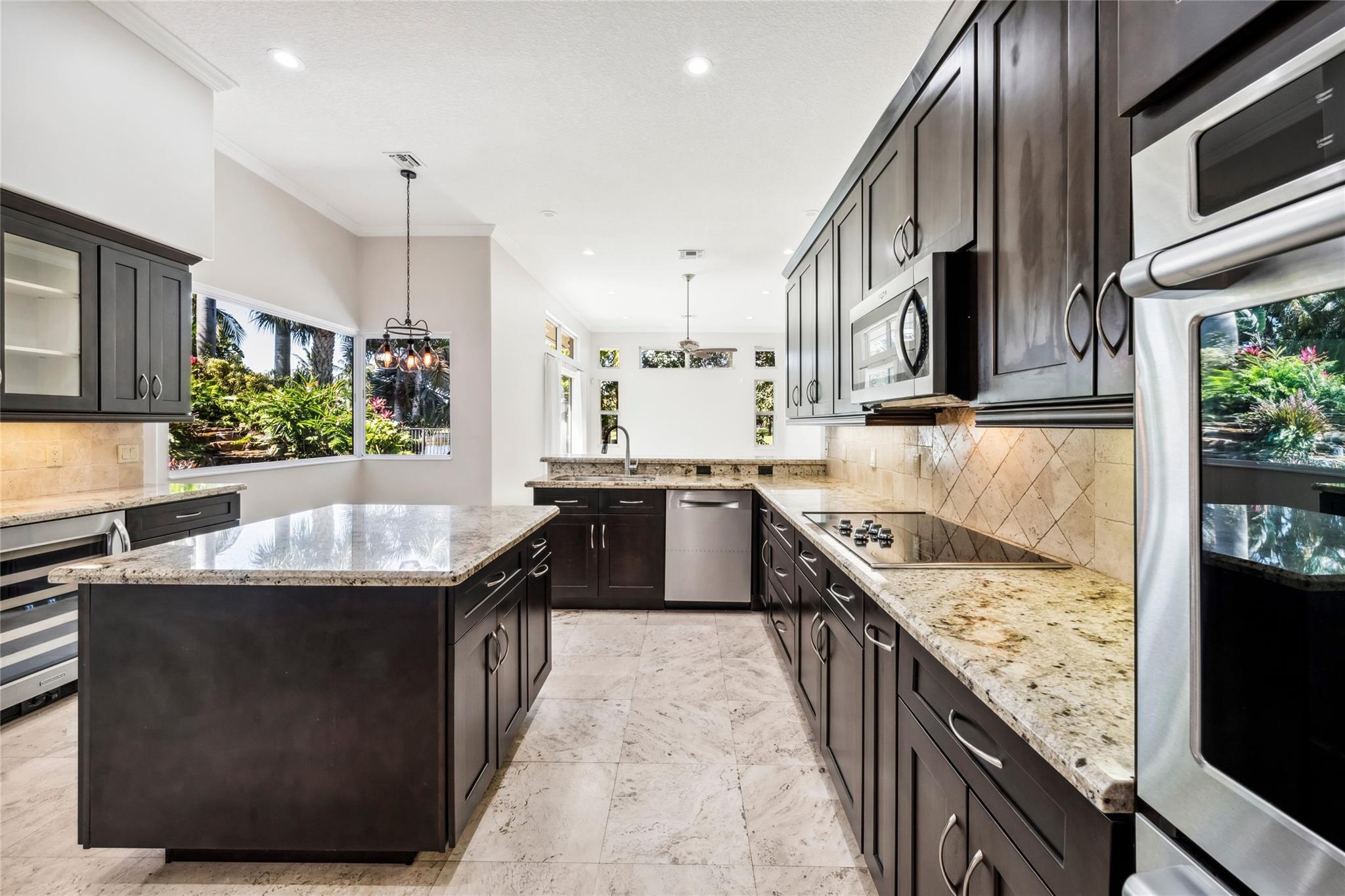 10188 NW 66th Dr