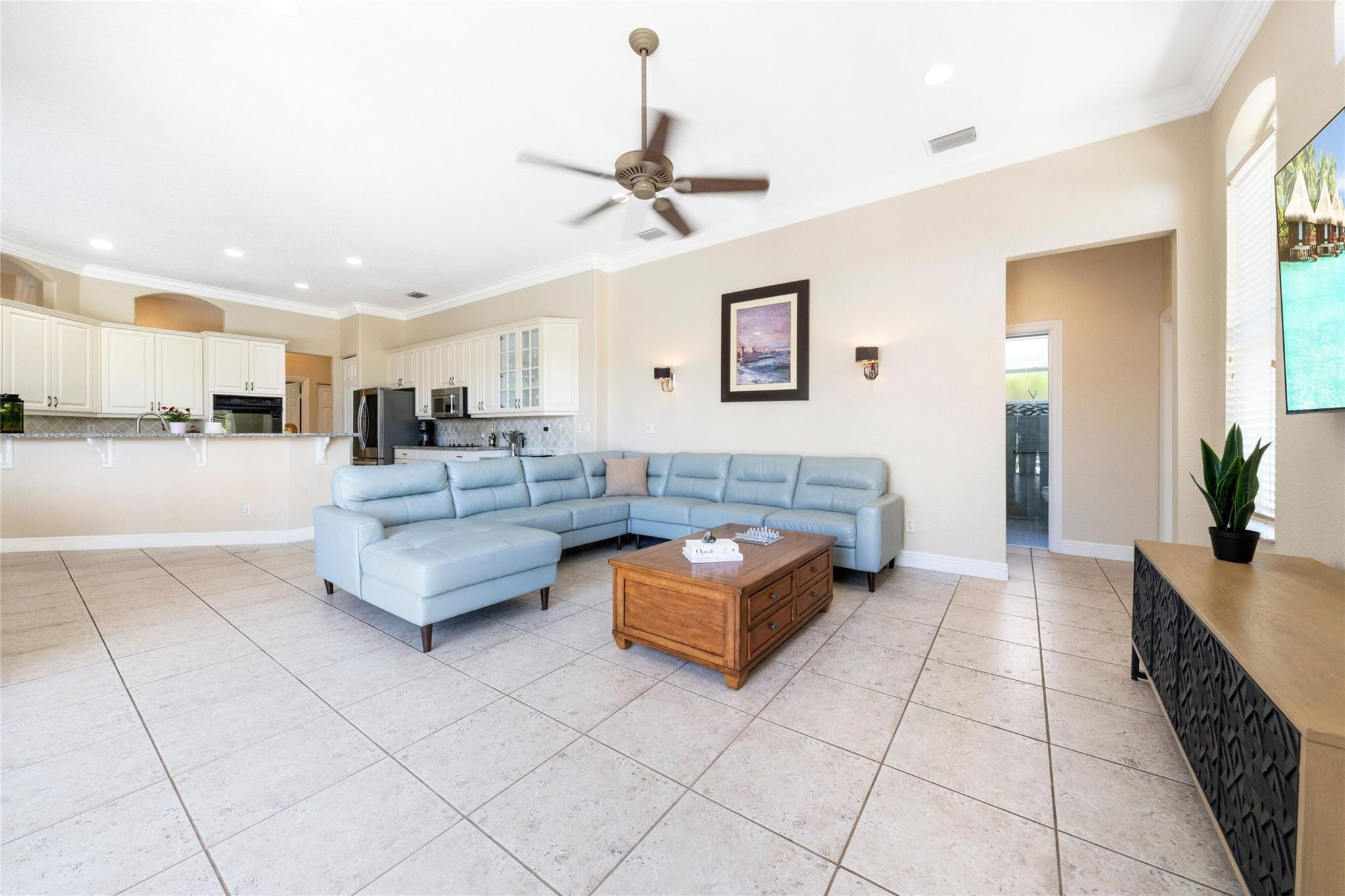 10645 NW 69th Pl