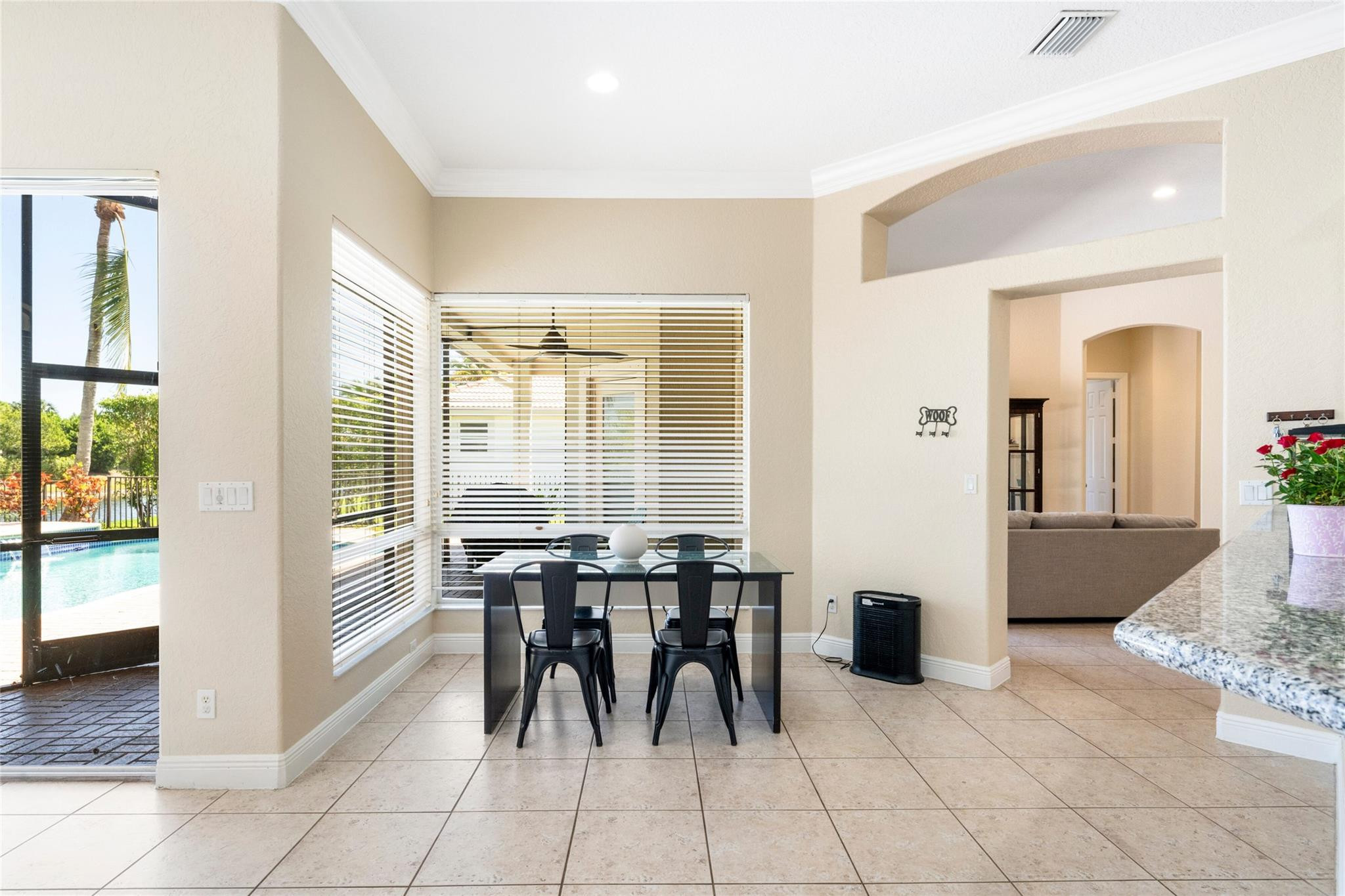 10645 NW 69th Pl