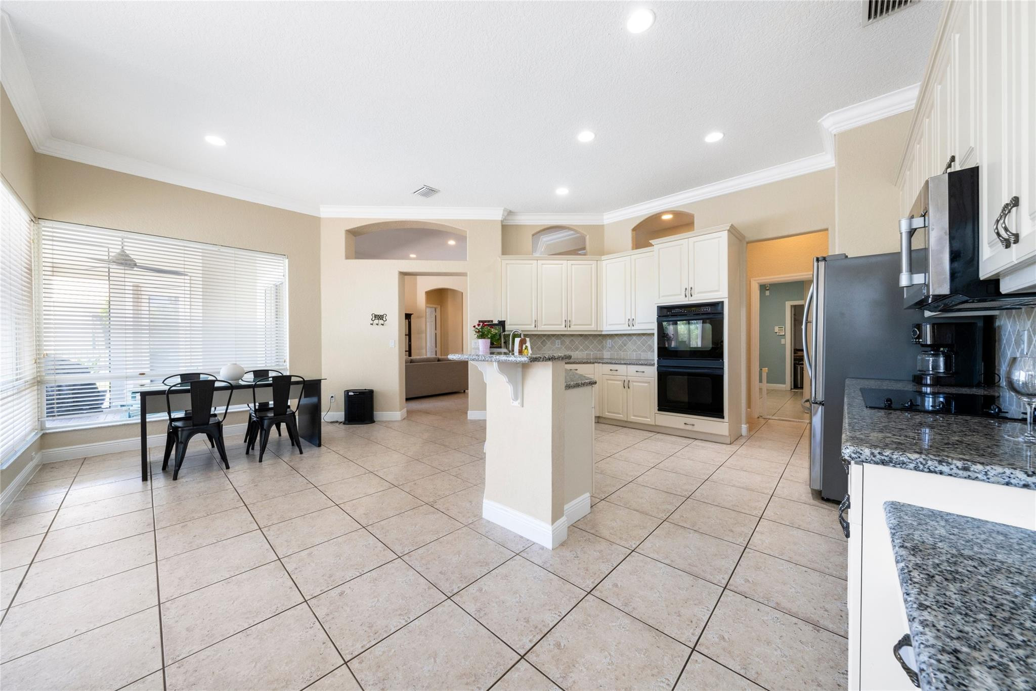 10645 NW 69th Pl