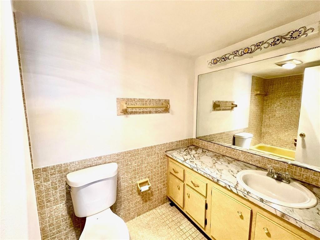 2061 NW 47th Ter 210