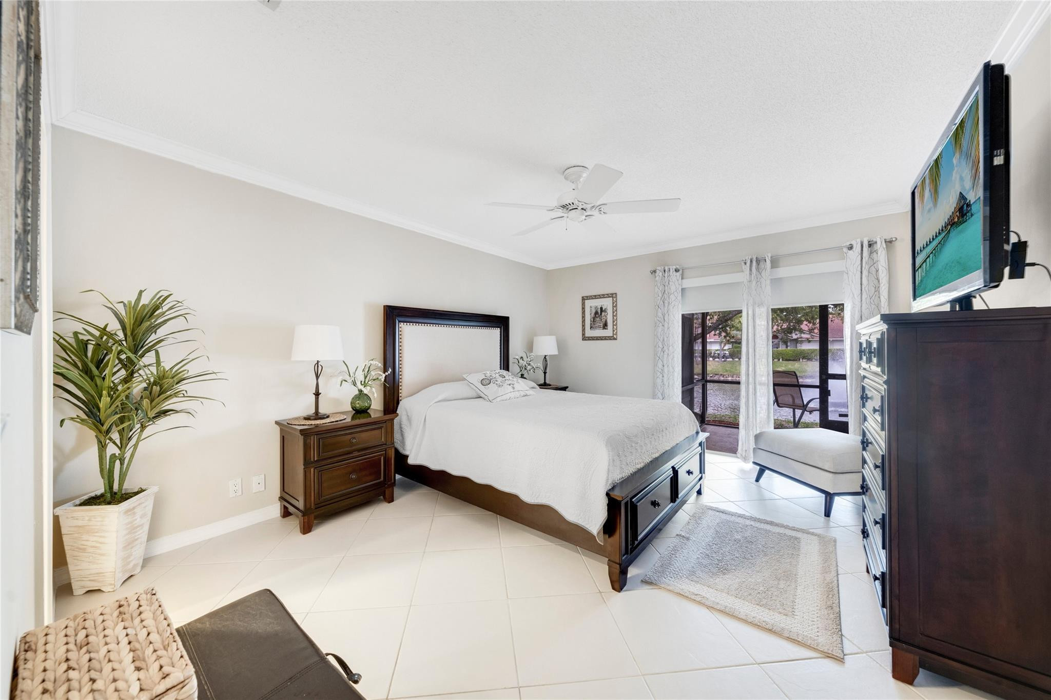 7362 Pinewalk Dr 7362