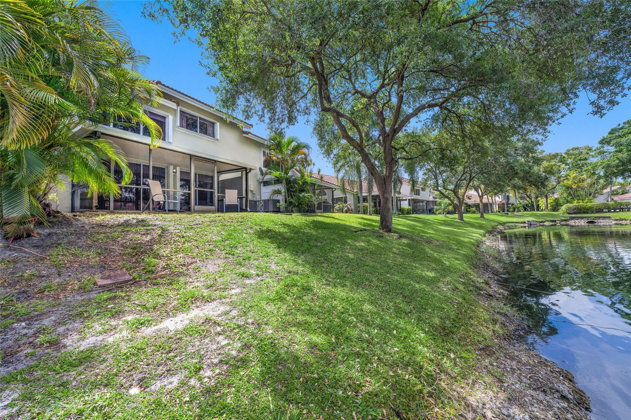 7362 Pinewalk Dr 7362