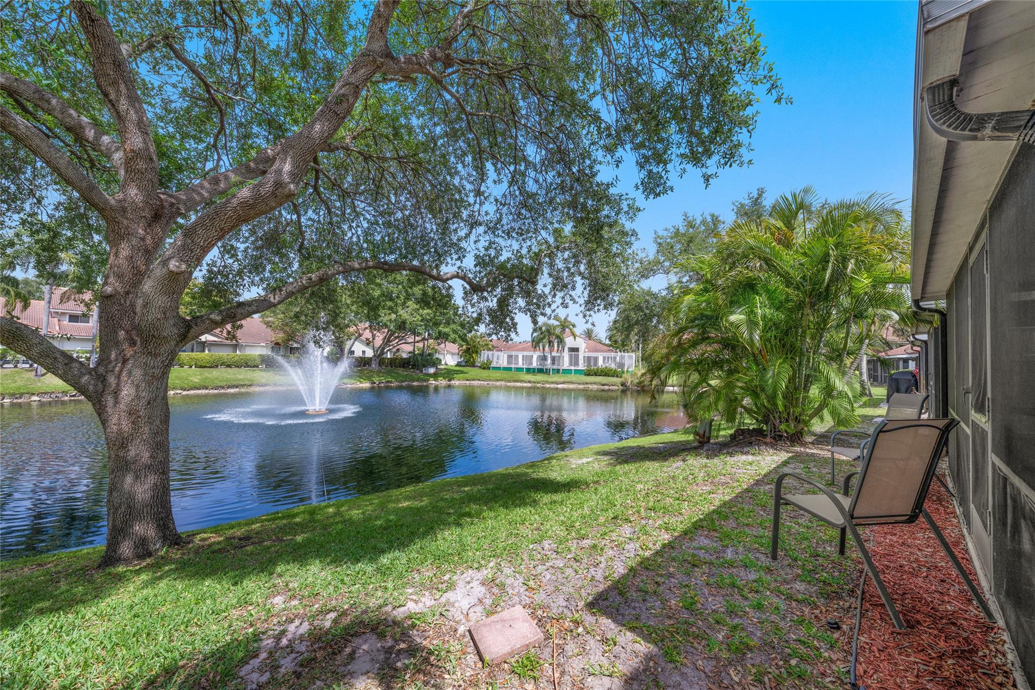 7362 Pinewalk Dr 7362