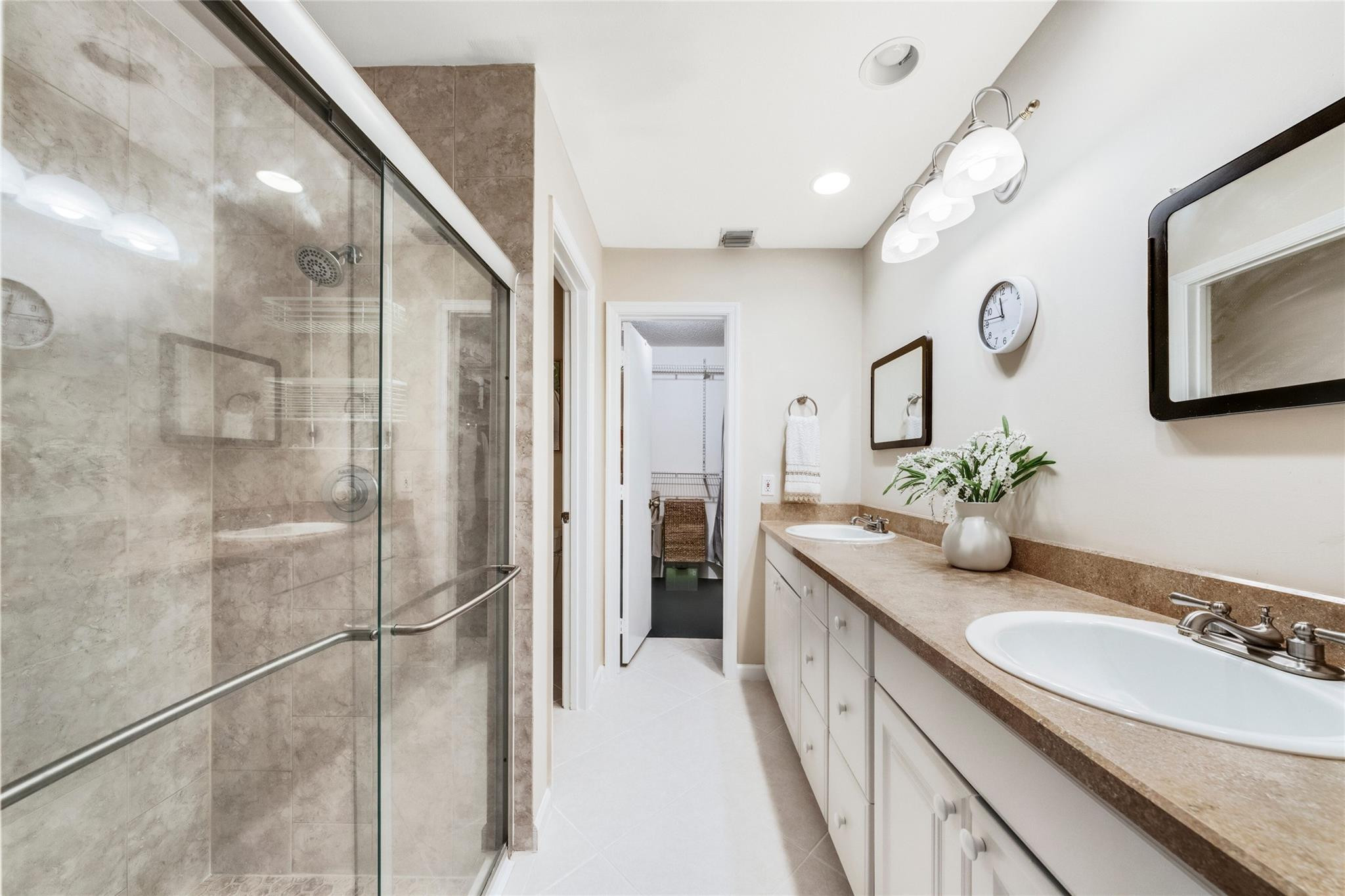 7362 Pinewalk Dr 7362