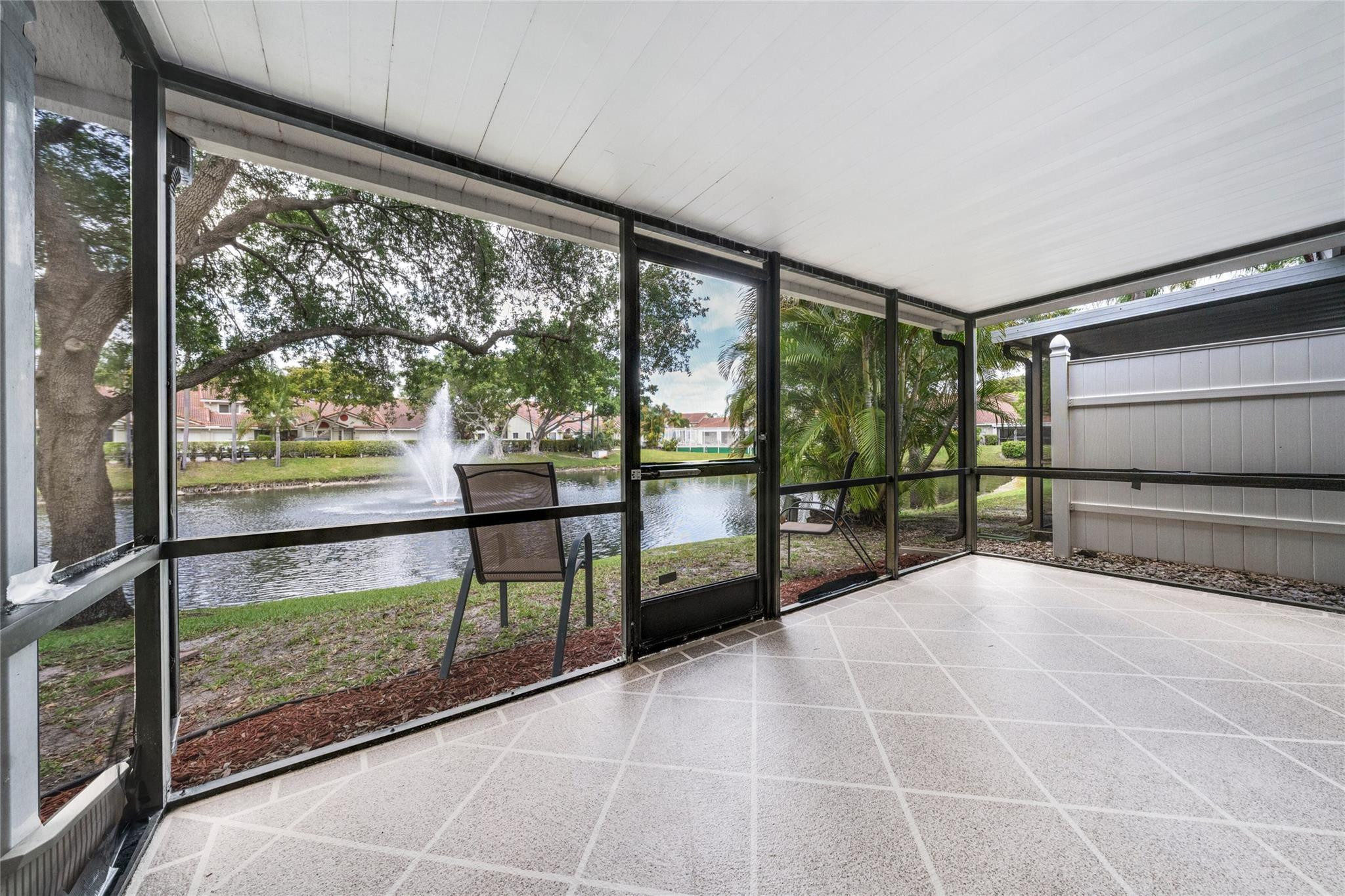 7362 Pinewalk Dr 7362