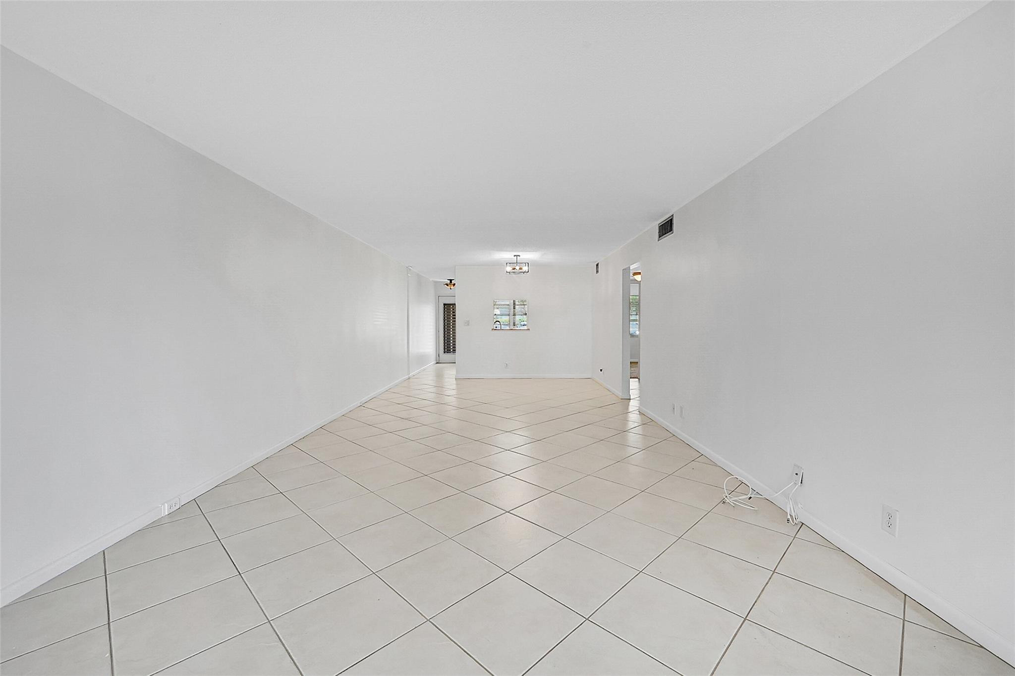 4701 Martinique Dr K1