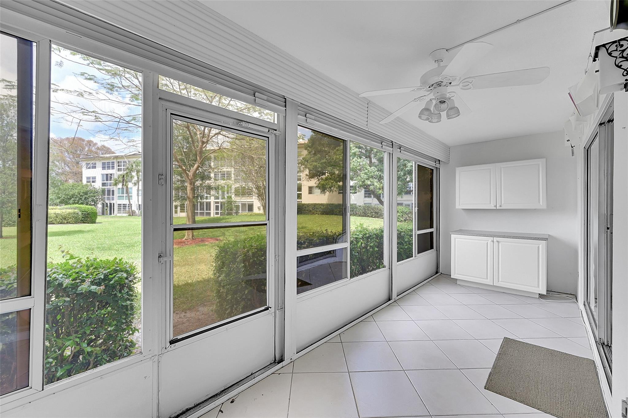 4701 Martinique Dr K1