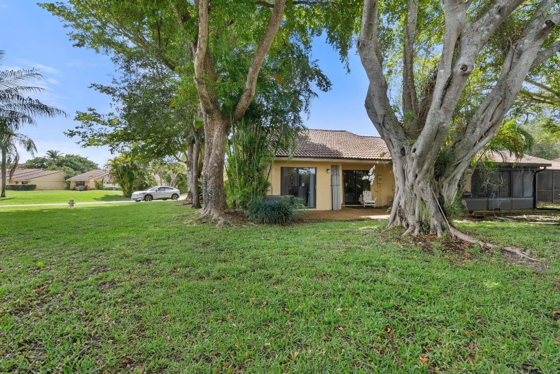 6785 Bridlewood Ct 6785