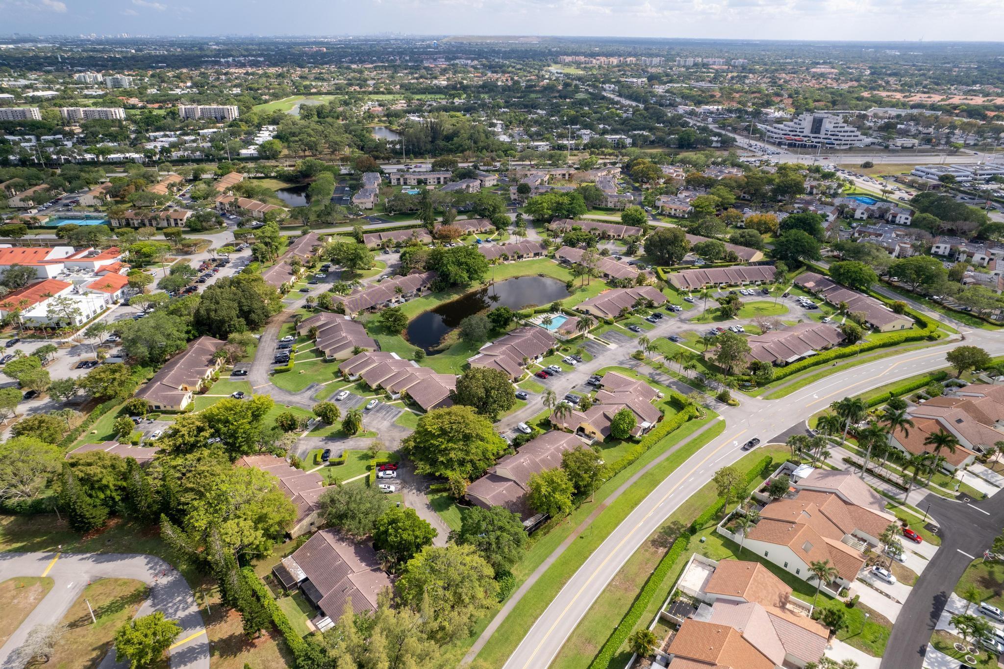 6785 Bridlewood Ct 6785