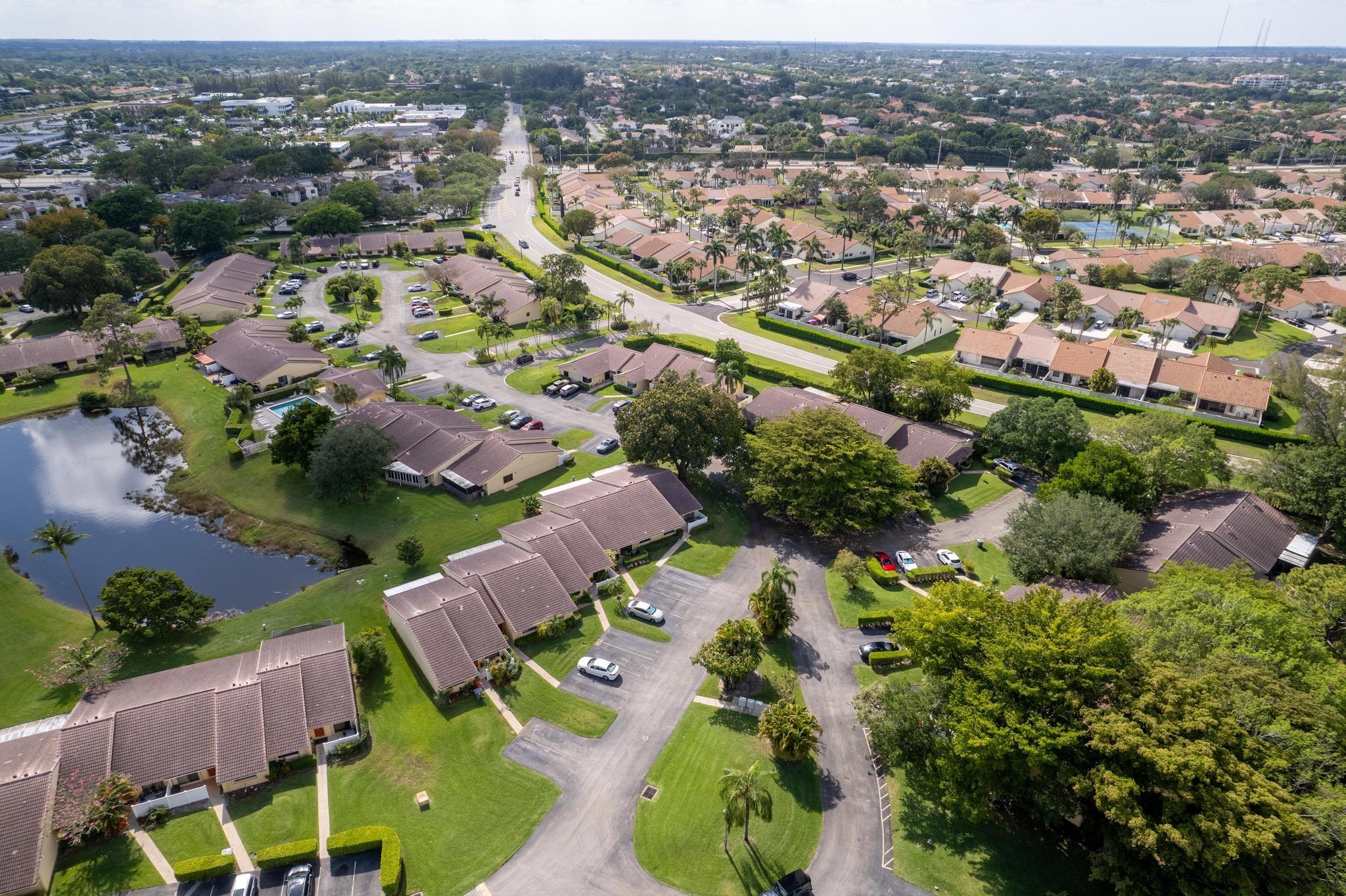 6785 Bridlewood Ct 6785