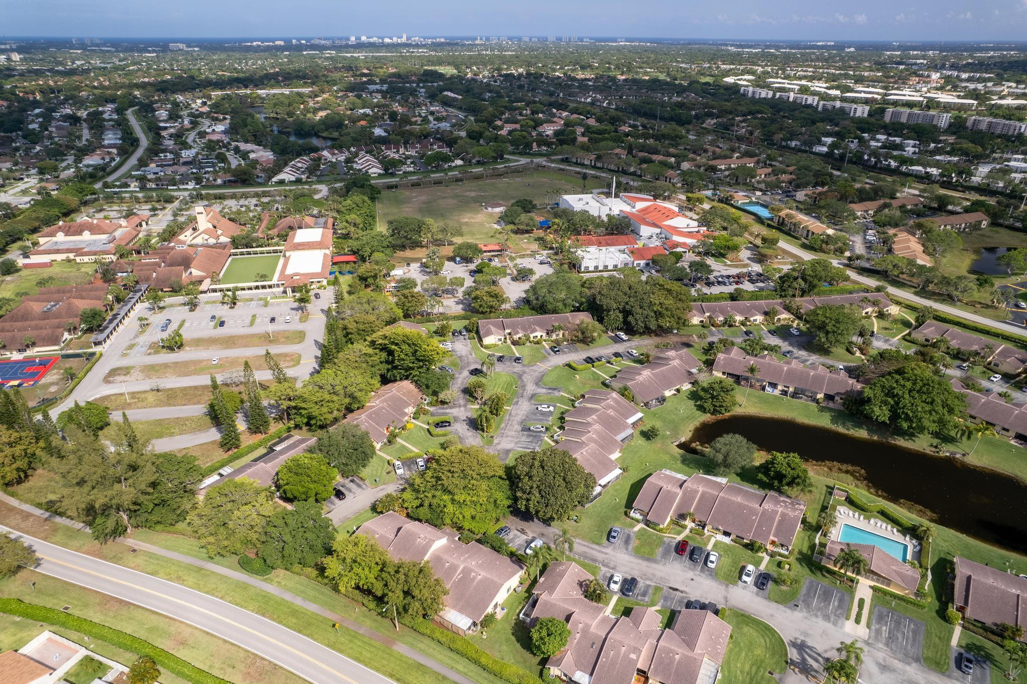 6785 Bridlewood Ct 6785