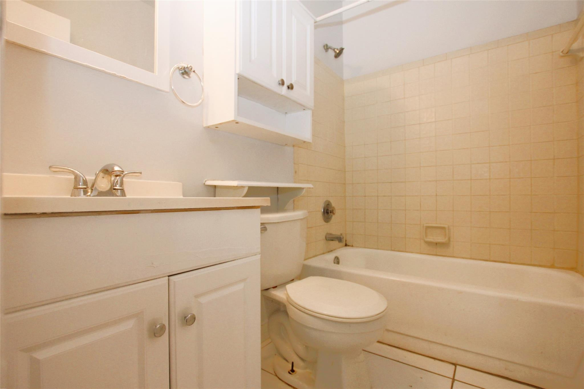 11581 NW 42ND ST 11581