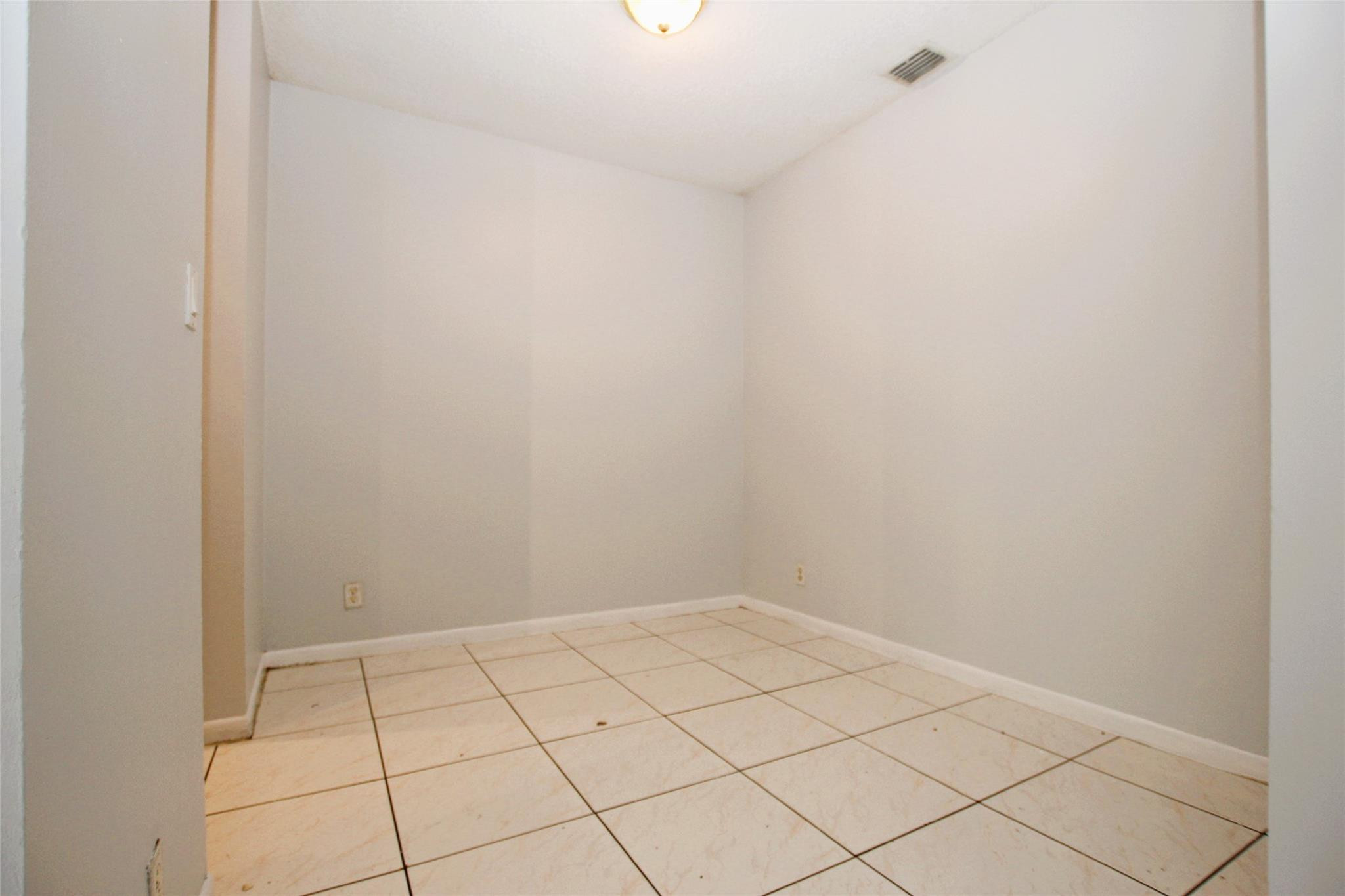 11581 NW 42ND ST 11581