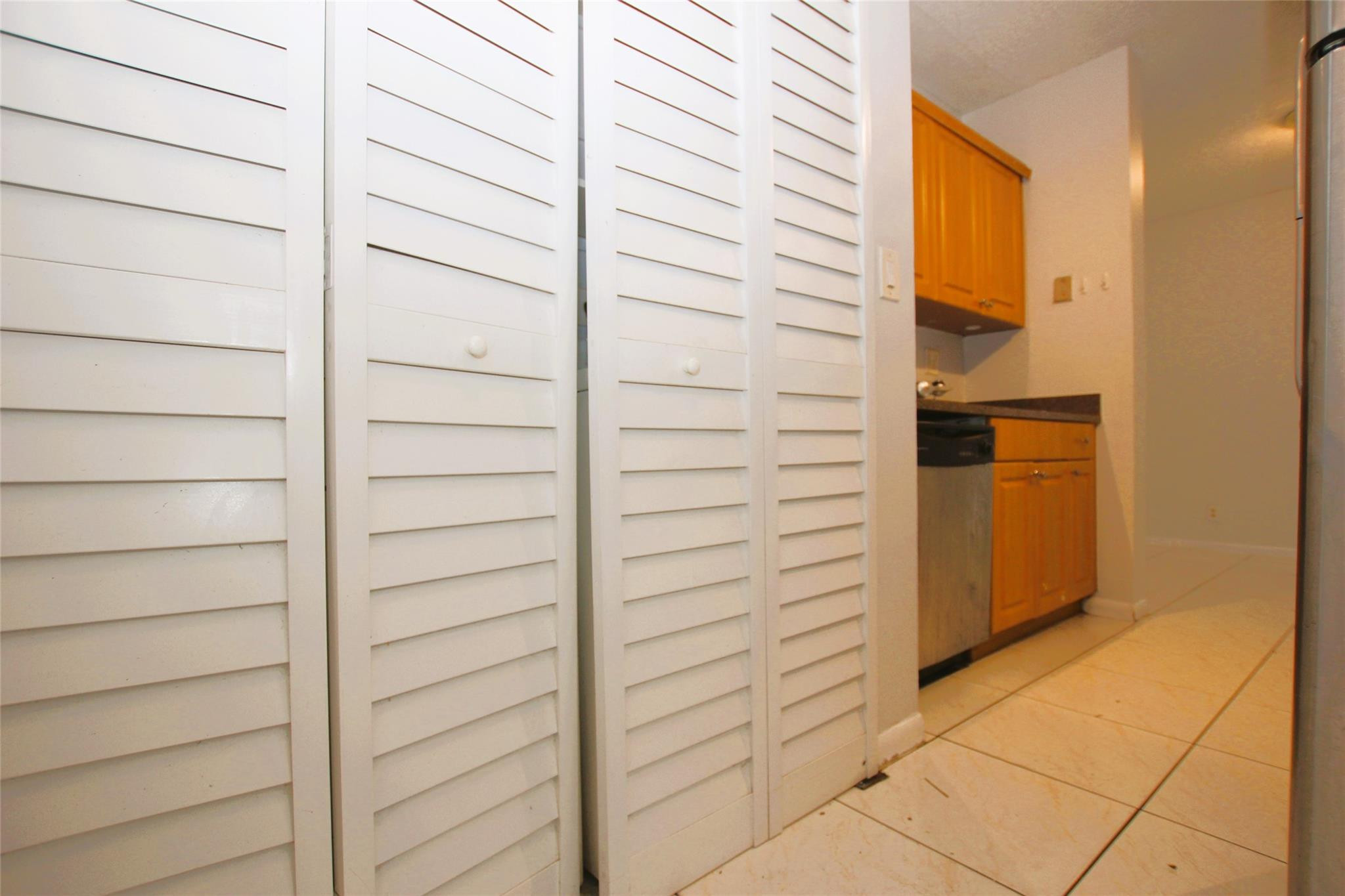 11581 NW 42ND ST 11581