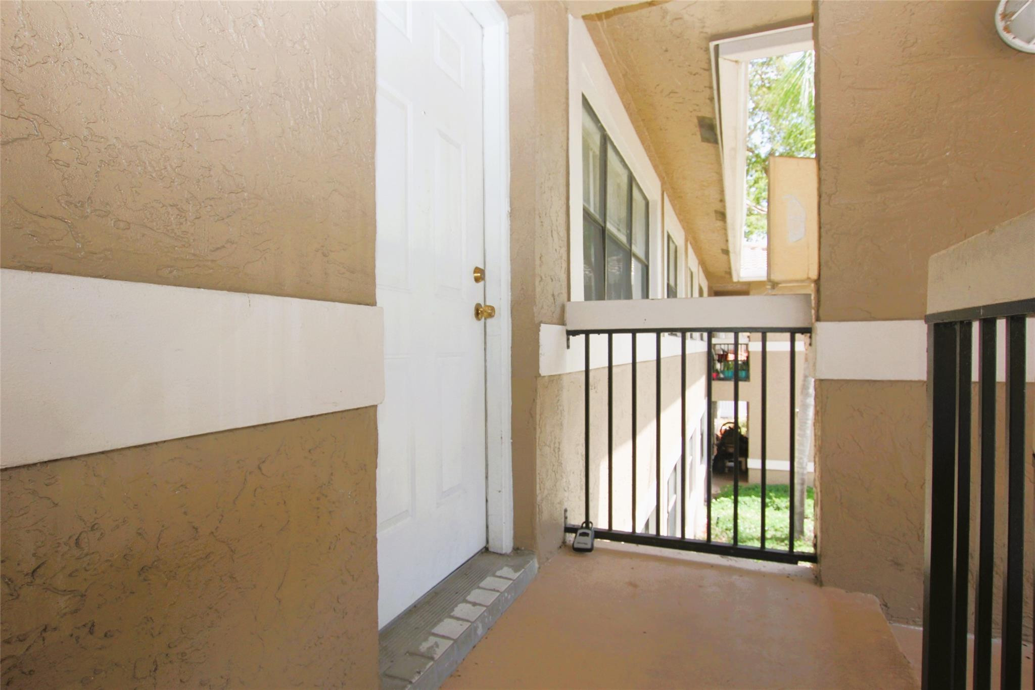 11581 NW 42ND ST 11581