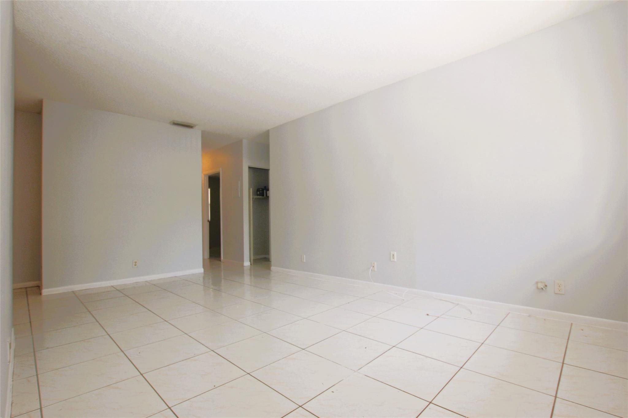 11581 NW 42ND ST 11581