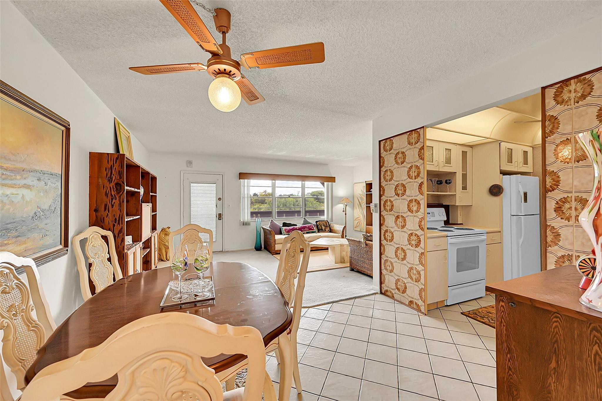 2404 Antigua Cir F4