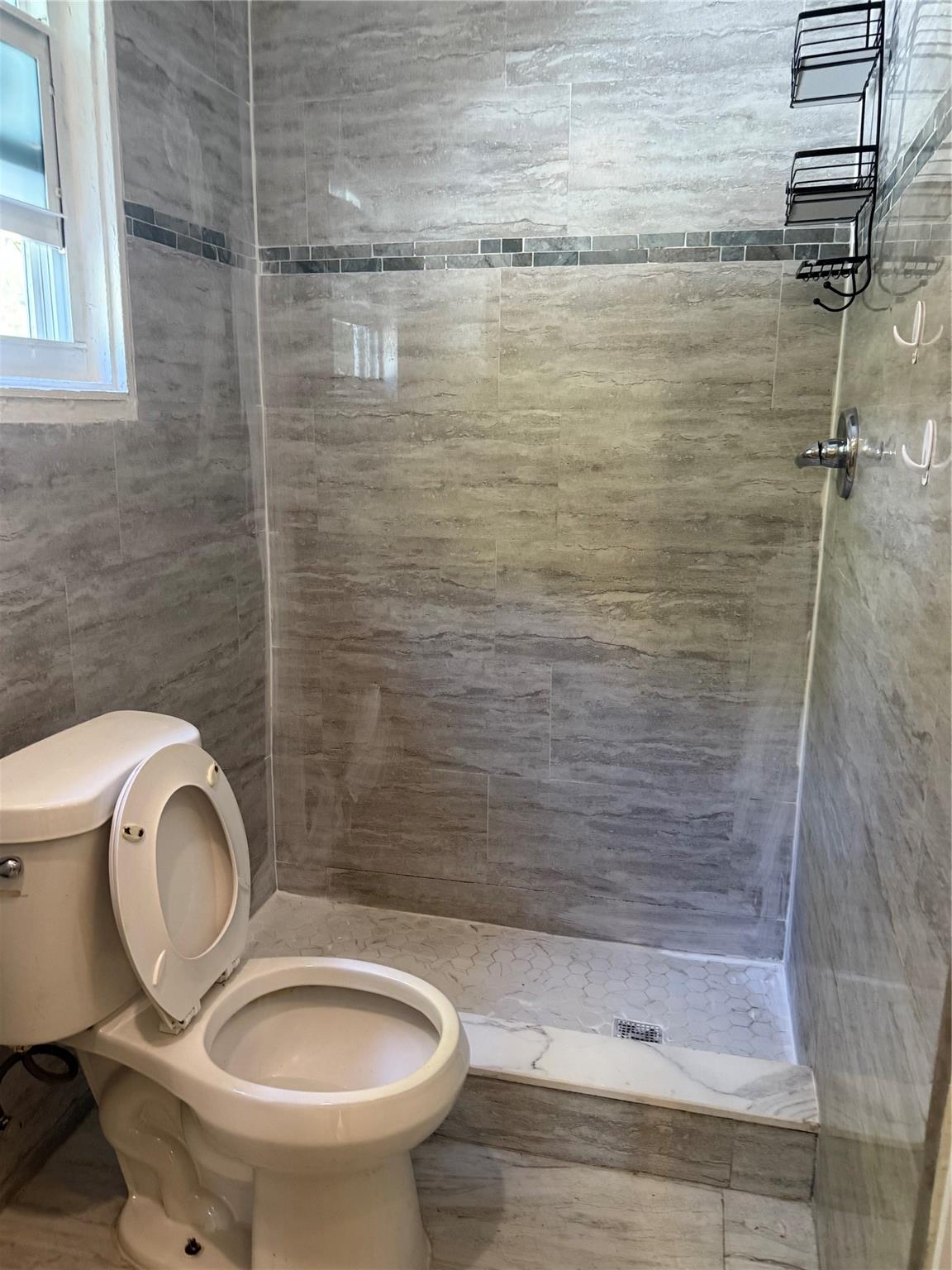 1505 WASHINGTON ST 2