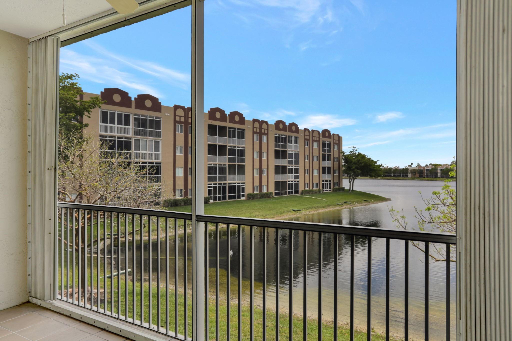 7727 Southampton Ter 205