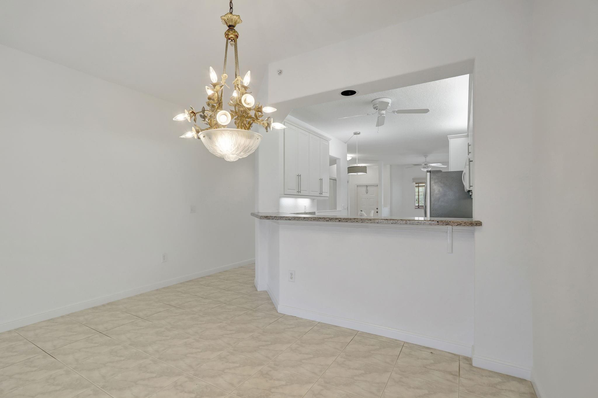 7727 Southampton Ter 205