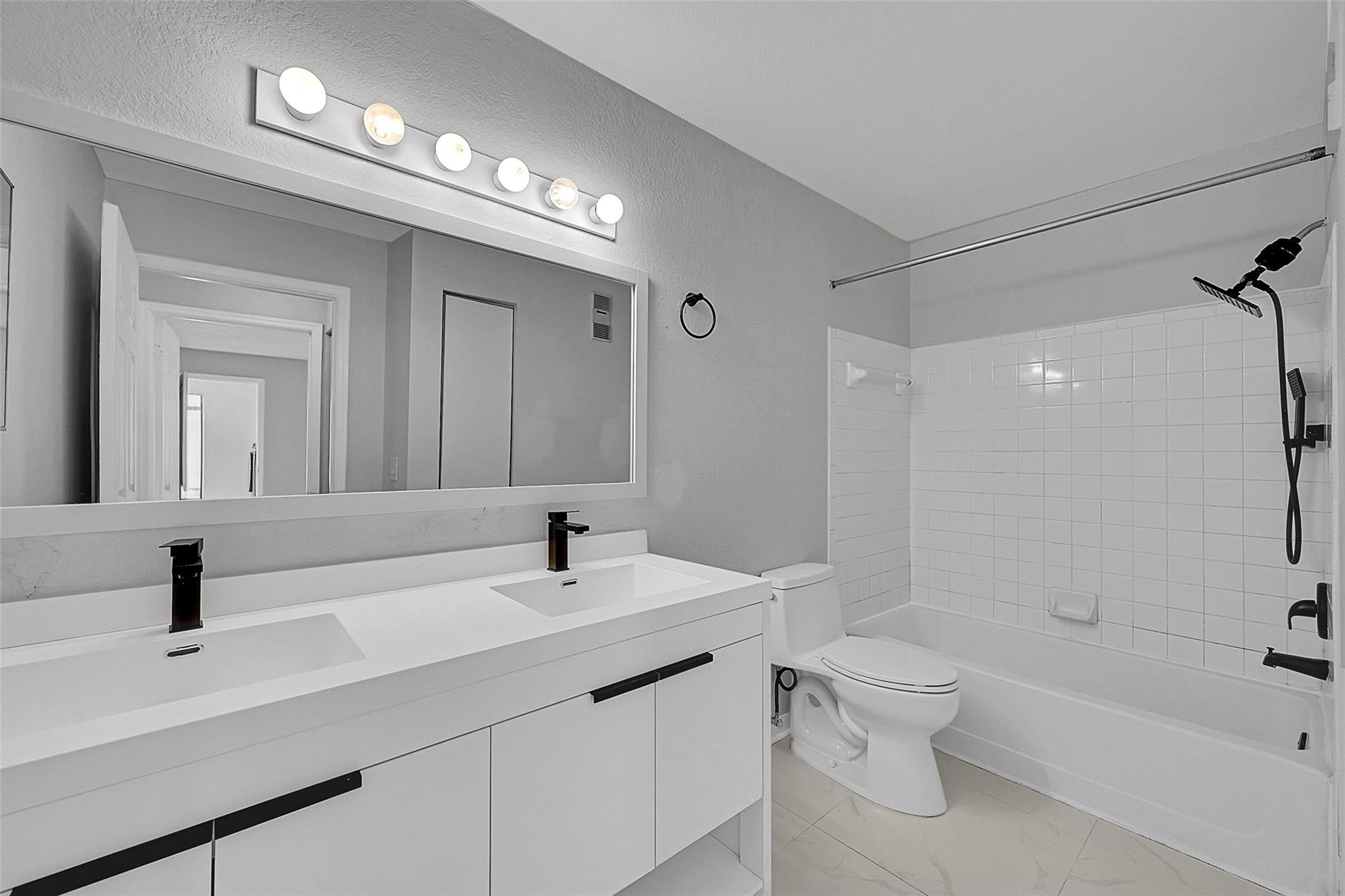 3350 N Pinewalk Dr N 1416