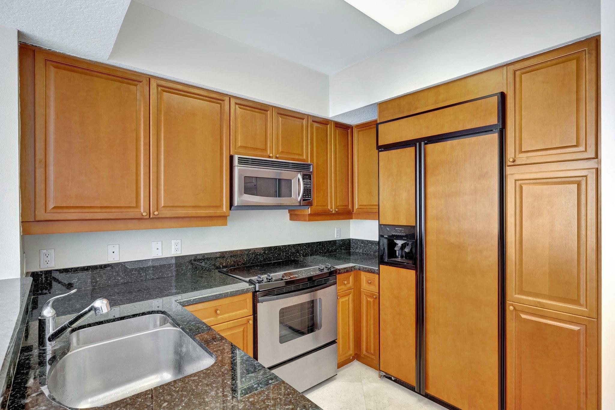 111 SE 8th Ave 603