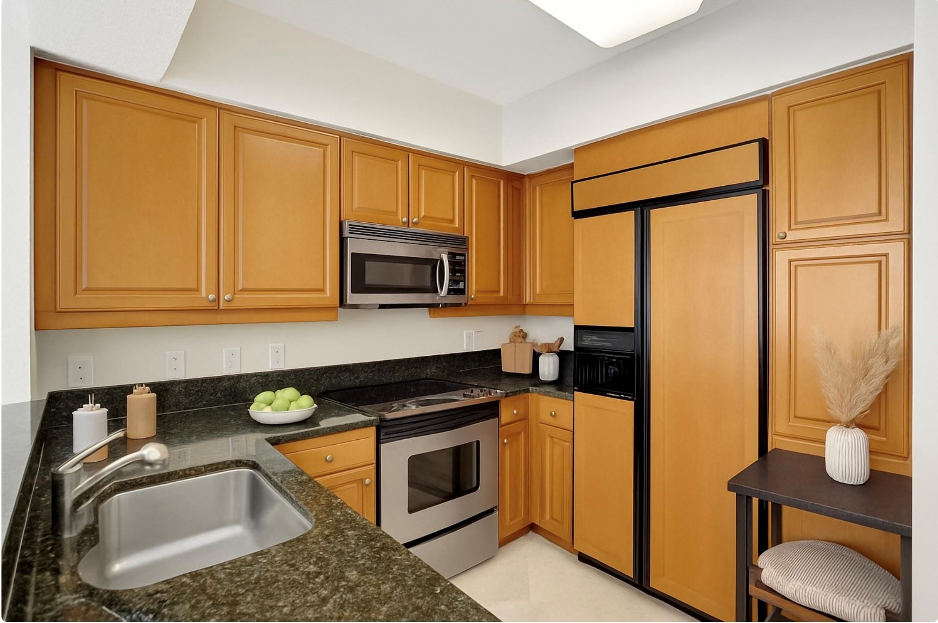 111 SE 8th Ave 603