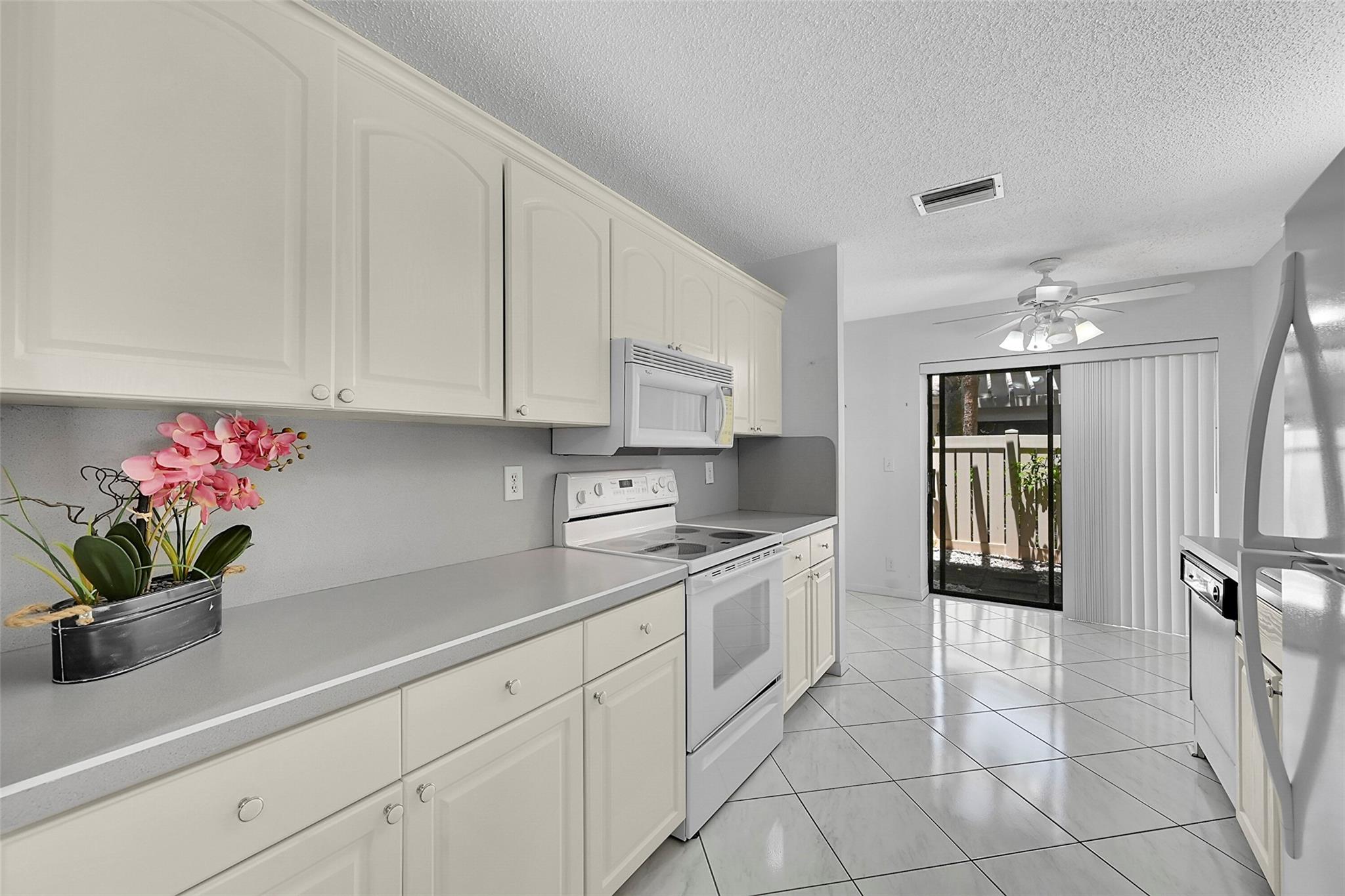 4861 NW 22nd St 4175