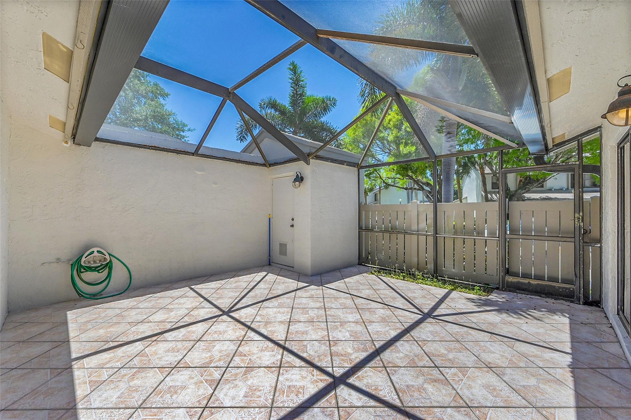 4861 NW 22nd St 4175