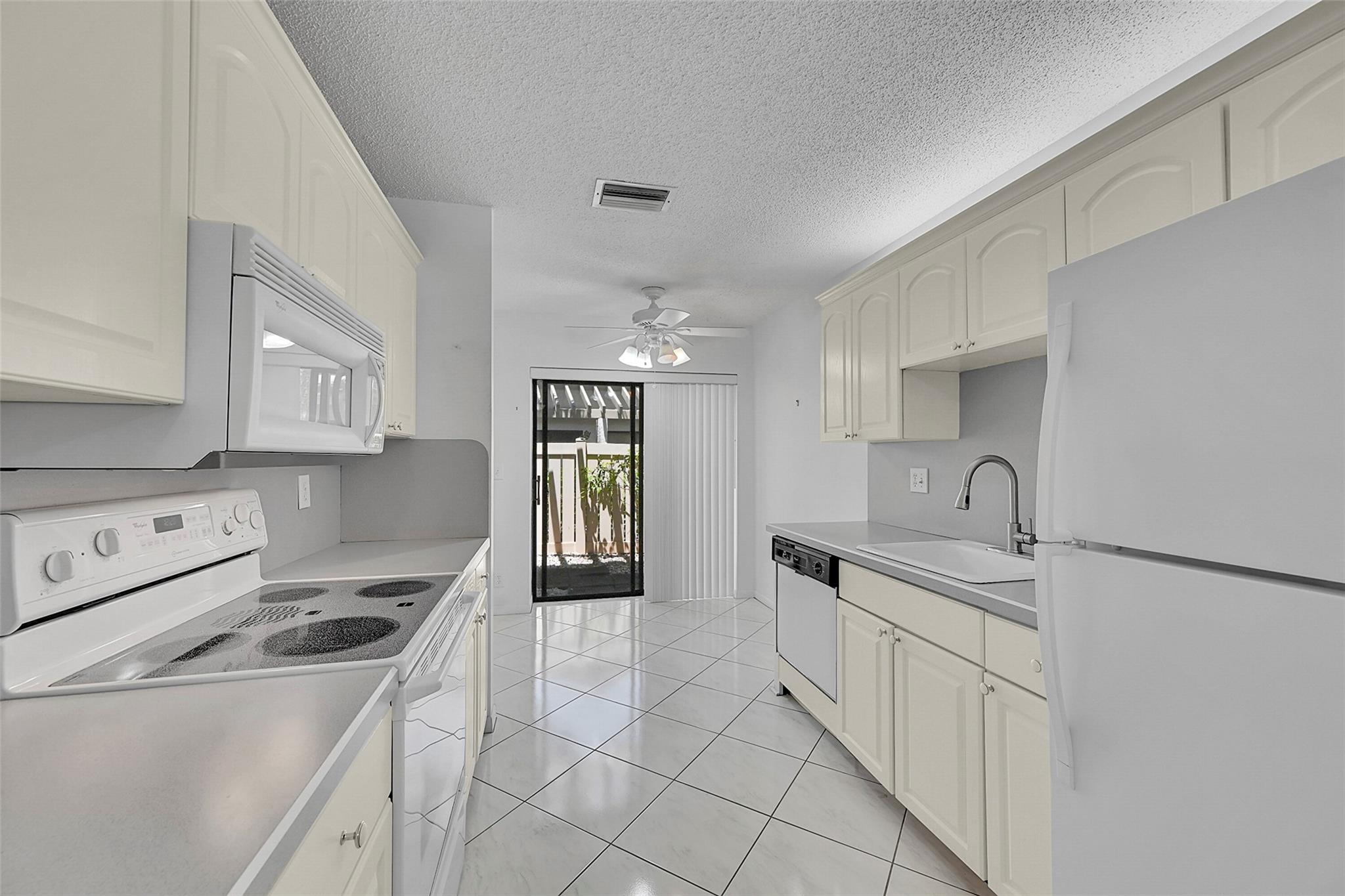 4861 NW 22nd St 4175