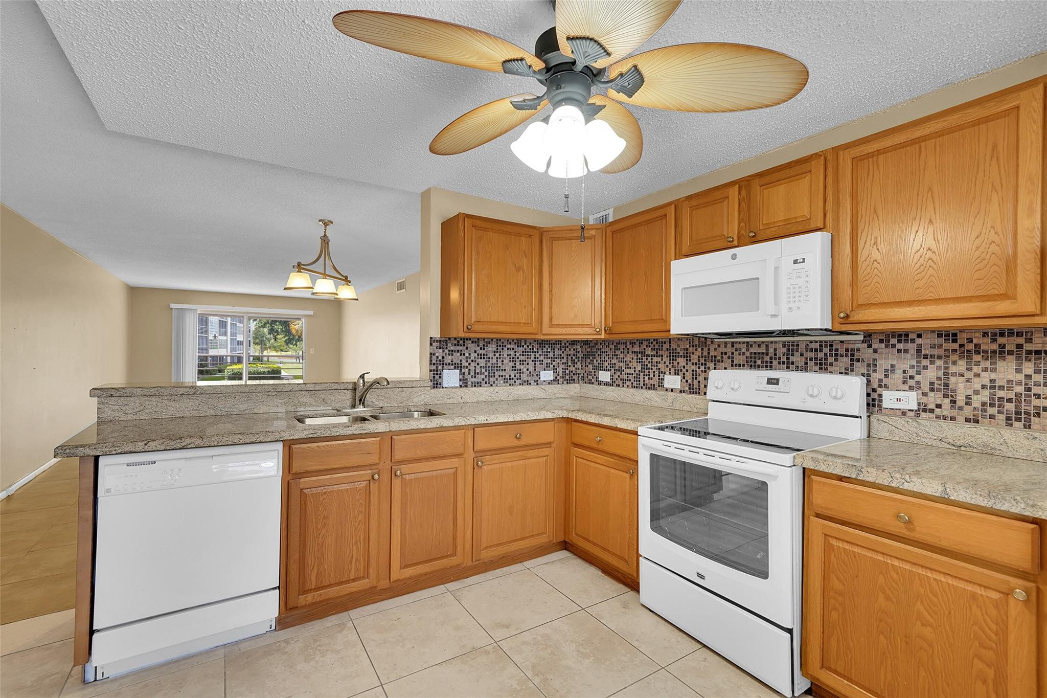 2903 Victoria Cir C2