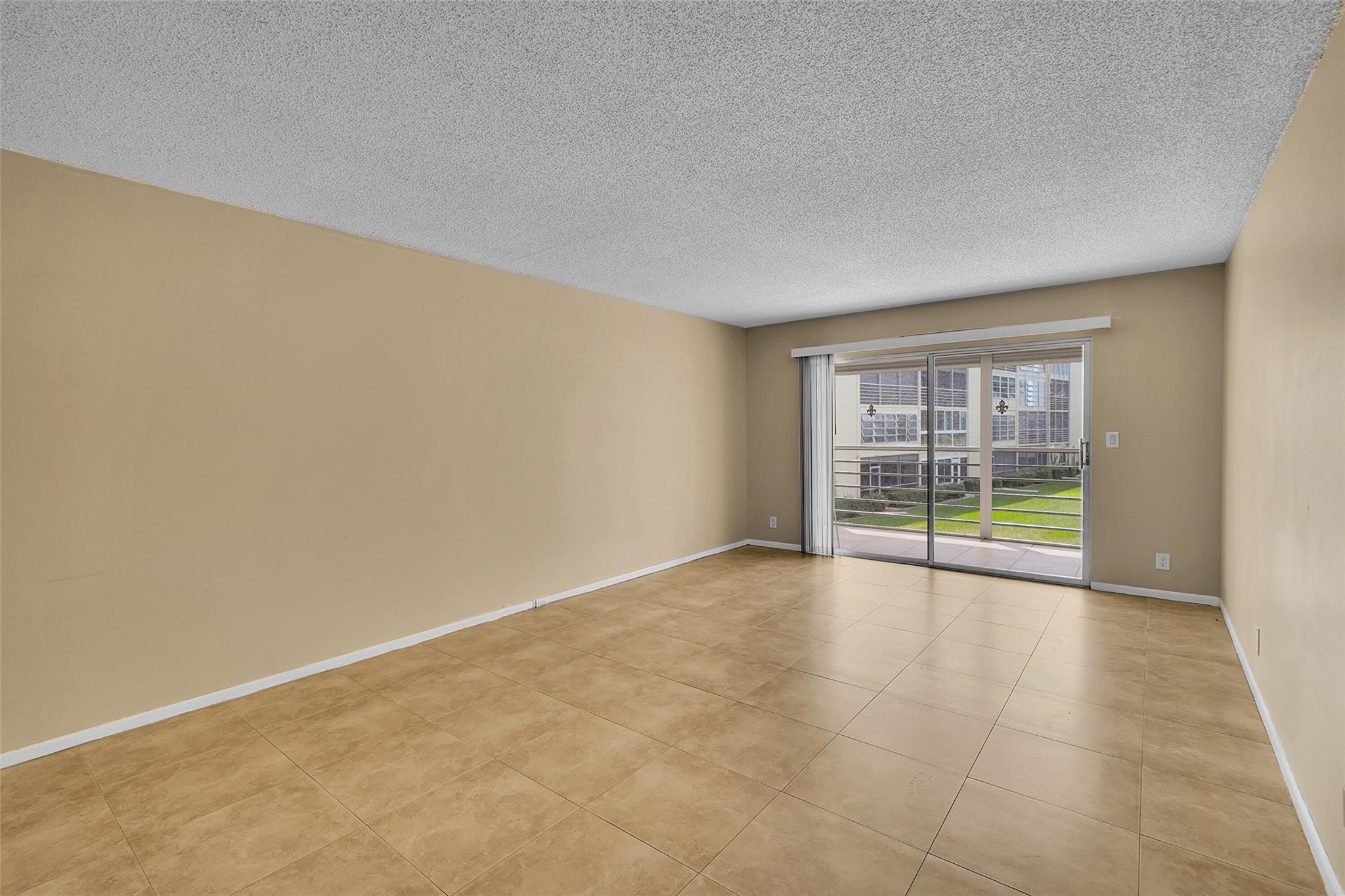 2903 Victoria Cir C2