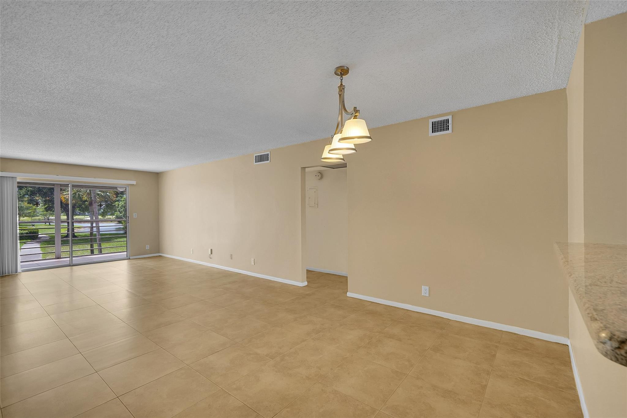 2903 Victoria Cir C2